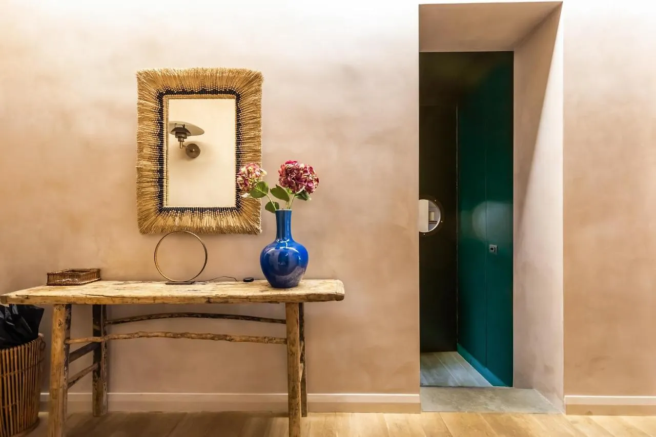 Casa Terra, A Burghesius Home Rome Italy