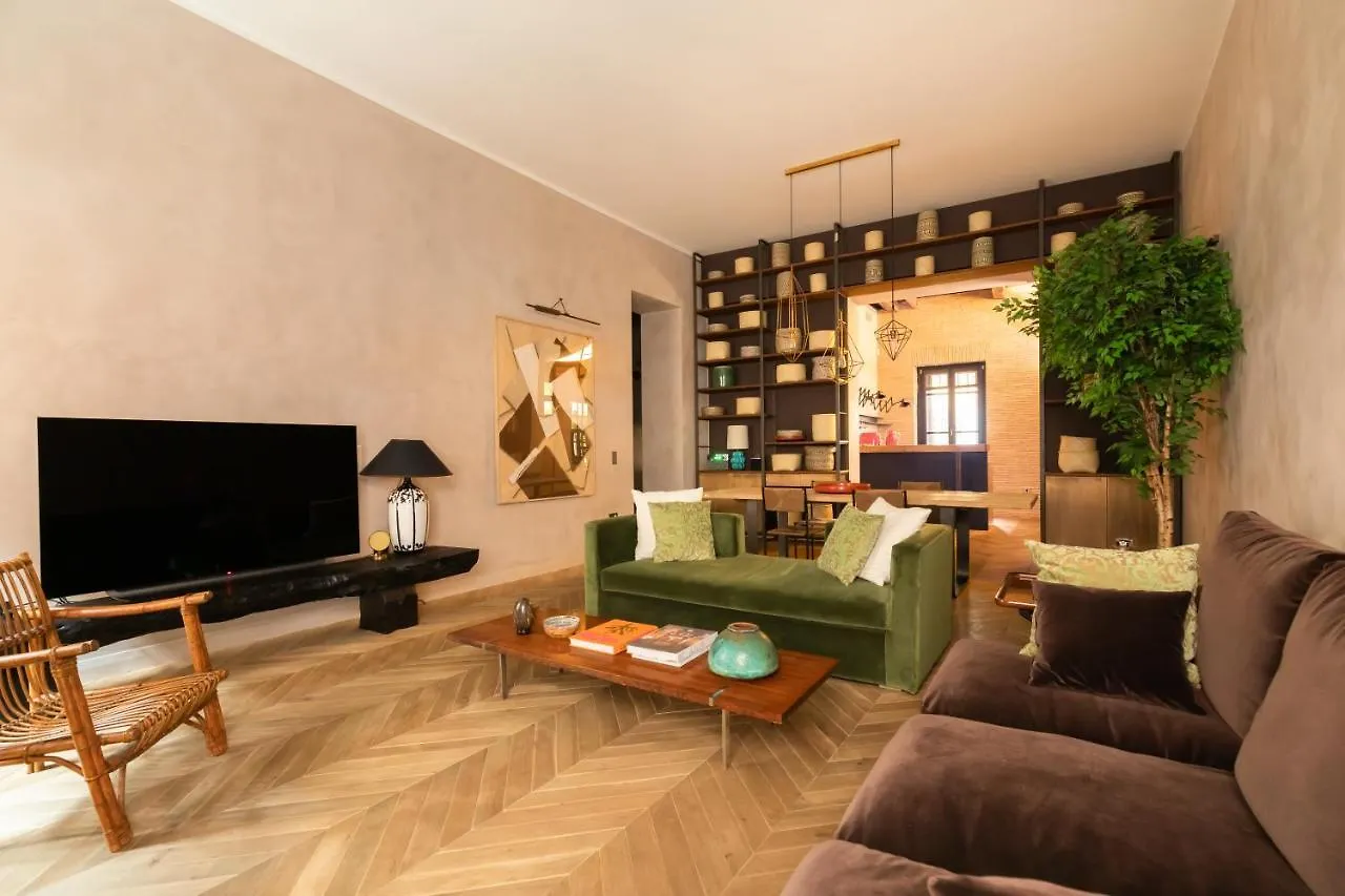 Casa Terra, A Burghesius Home Rome Italy